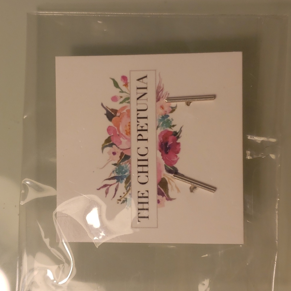 Silver Tone Bar Studs